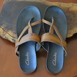 Clarks Leather Thong/Sandal